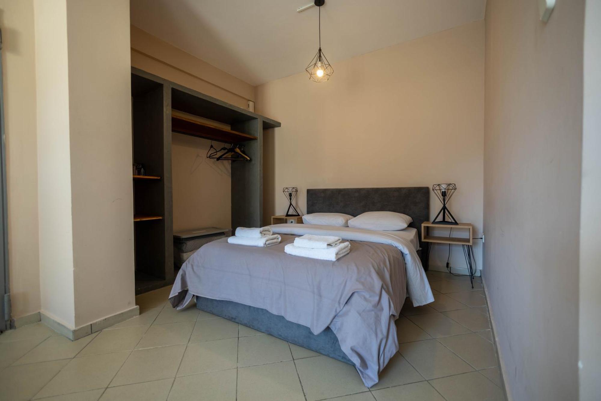 Boutique & - By Avelink * Spata (East Attica)